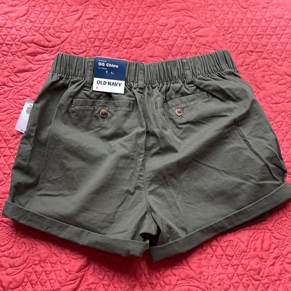 Old Navy Green Cargo Shorts Relaxed Fit
